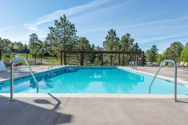 Center view of the pool at the Vista Clubhouse in Genesee done by Colorado Hardscapes.